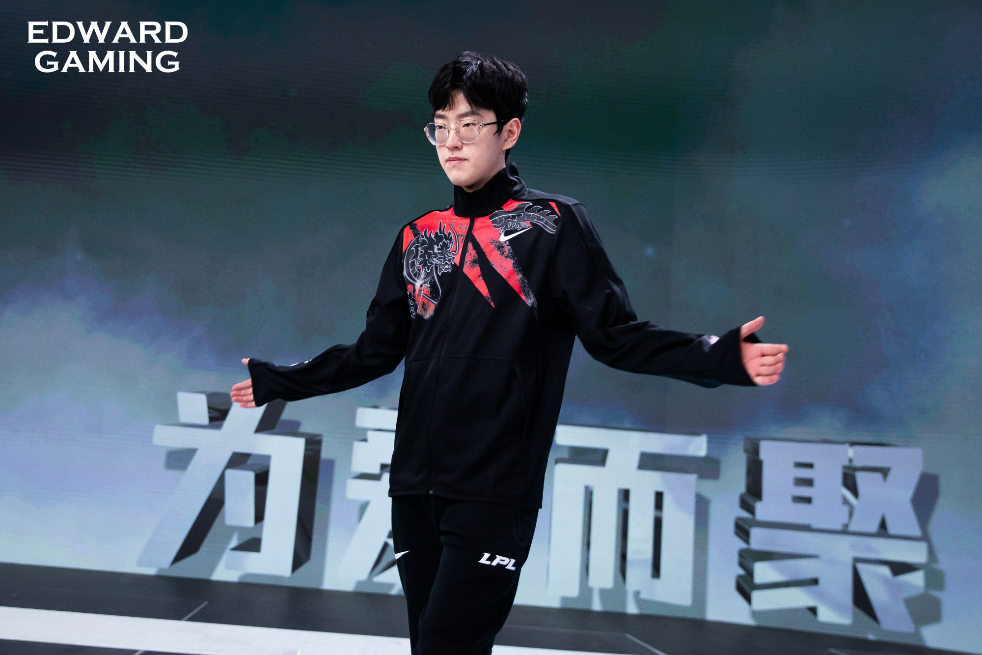官方:Scout精彩发挥(scout player) 官方:Scout精彩发挥(scout player)